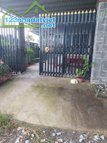 bán nhà trọ 6x44m, thổ cư 100%, sổ riêng giá 2.15 tỷ, xã Đức Lập Hạ, Đức Hòa, Long An - 1