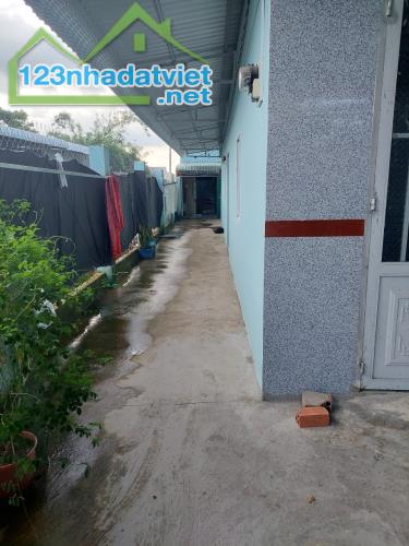bán nhà trọ 6x44m, thổ cư 100%, sổ riêng giá 2.15 tỷ, xã Đức Lập Hạ, Đức Hòa, Long An