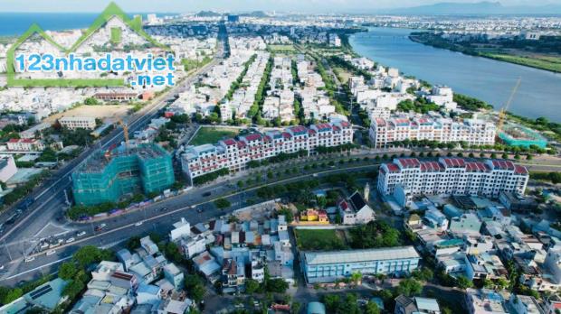 Bán căn 3PN. Tầng 11 view trực diện Sông Hàn ngắm lễ hội pháo hoa – Diện tích 99.6m2.