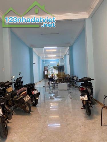 Bán Tài sản Mặt tiền Siêu Vip, chủ đang nợ NH. MT Cộng Hoà, Q. Tân Bình, 141m2, 4 Tầng - 2