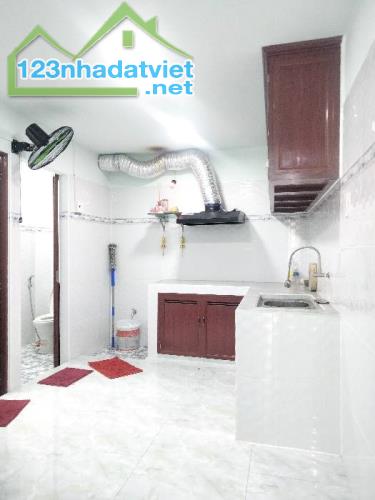 Bán Nhà Tân Hoà Đông, Phường 14, Quận 6. DT 61m2 x 2 tầng (3.8 x 19). Giá 4  tỷ TL - 2