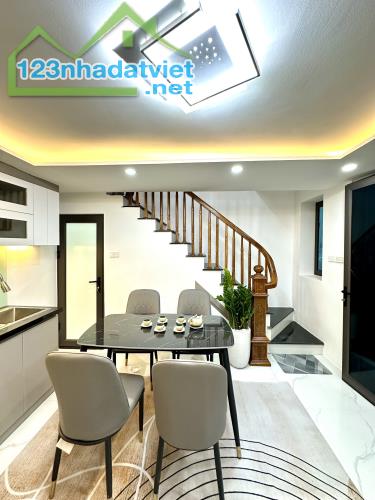 Bán nhà mặt hồ Võ Thị Sáu (nhà 2 mặt ngõ) 42m2 10 tỷ. 📲 : 0975.997.166 - 1