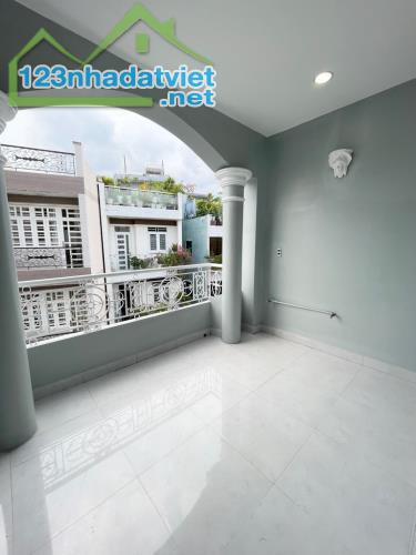 Bán nhà quận 6, Cư xá Phú Lâm B, 69m2, 3 tầng, 8.5 tỷ - 3