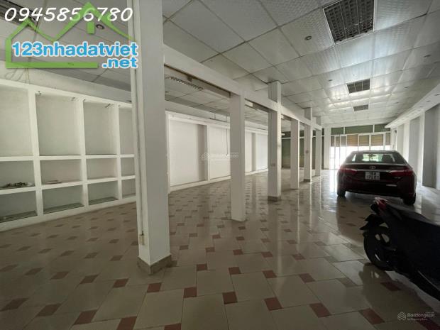 Cho thuê cửa hàng 200m2, mặt tiền 8m, mặt phố Nguyễn Văn Linh, Lê Chân, Hải Phòng - 2