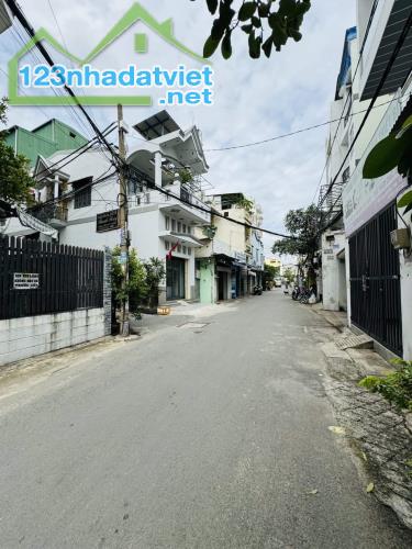 Bán nhà mặt tiền đường Trần Thánh Tông phường 15 quận Tân Bình , 55m2, 3 tầng, giá rẻ  6.9