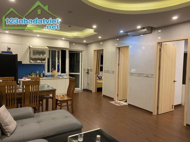 Chính chủ gửi bán căn hộ góc 81m view Hồ Sen, full nội thất mới tại HH03 KDT Thanh Hà Hà N - 2