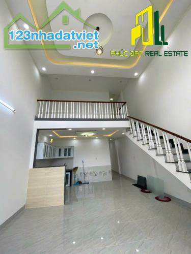 Nhà 1trệt 1lửng 90m2, SHR thổ cư, đường ô tô né thông, gần trường THCS Tân An- P. Hóa An - 1