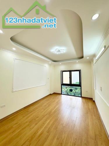 Rẻ Đẹp ! Đại Thành 3T-45m2 Ô Tô Đỗ Cửa Cách ĐH Phenika chỉ 3,5km - 3