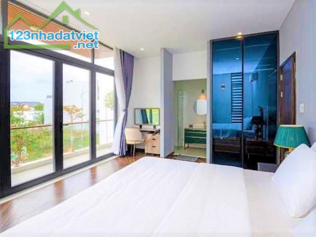 HOÀN HẢO SỞ HỮU VILLA ĐẸP 3 tầng GIÁNG HƯƠNG 9 Hoà Xuân Ở KINH DOANH