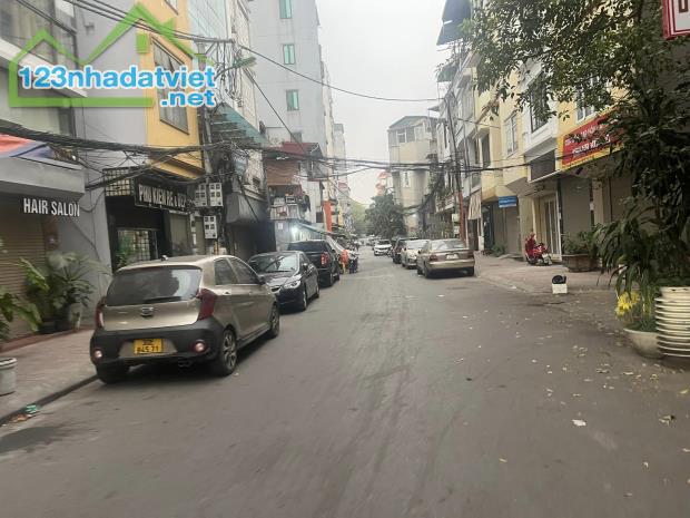 Bán nhà Đại Cổ Việt DT 160m mặt tiền 9m kinh doanh sầm uất -thông ra Tạ Quang Bửu