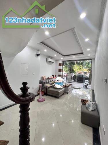 ⚜️ Nhà 7 Tầng Thang máy, Mặt phố Tây Sơn, Đống Đa, 30m2 MT 4m, Ở và KD, Chỉ 20.5 Tỷ ⚜️ - 3