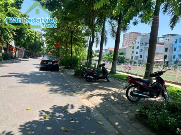 HIẾM! Bán Đất Phường Giang Biên, ngõ ô tô tránh, DT 54m2, MT 3.5m,  nhỉnh 6 tỷ