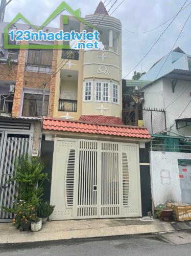 Bán nhà 350/ Lê Đức Thọ, P.6, Gò Vấp: 4 x 18, giá 7,9tỷ.