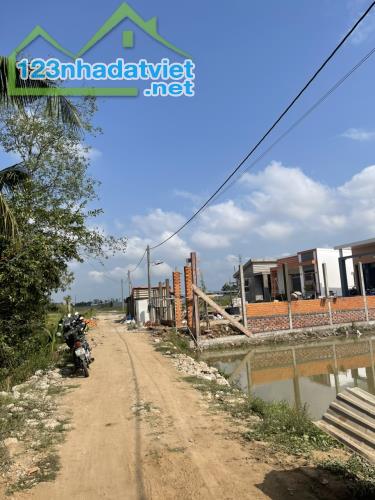 CHÍNH CHỦ BÁN LÔ ĐẤT TẠI Đường D1 - Quốc lộ 53 vào 200m , Xã Long Phước, Long Hồ, Vĩnh - 1