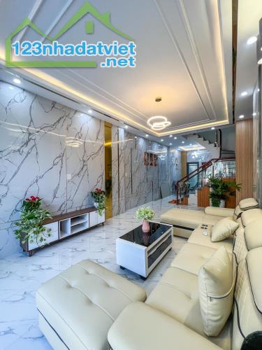 NHÀ TRỆT 2 LẦU ĐỐI DIỆN MOBIFONE - KHU CÔNG TRÌNH 8 HƯNG PHÚ CÁI RĂNG - 4