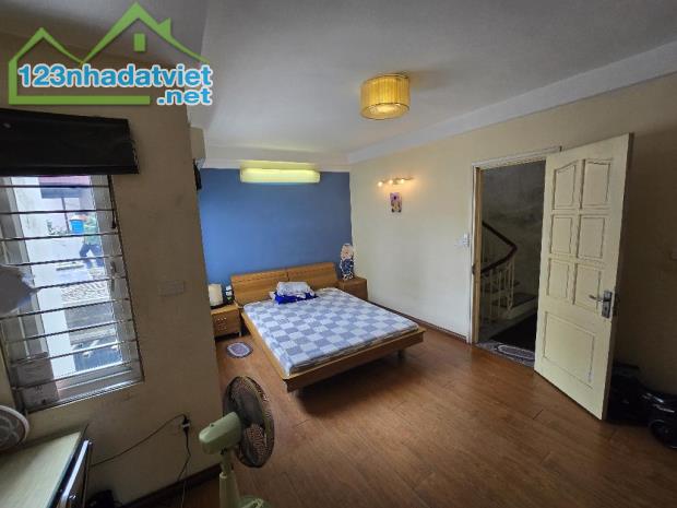 Bán nhà ngõ 116 Âu Cơ, Tứ Liên, 51m2, 6 tầng, mặt tiền 6m. giá 6,9 tỷ còn lùi. - 2