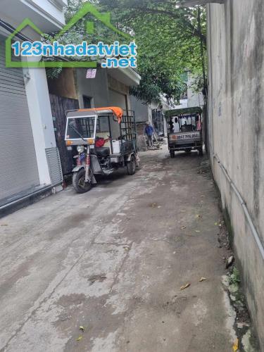 Bán đất phố Đội Cấn 70m2 mặt tiền 5.1m ô tô vào gần phố trung tâm quận Ba Đình