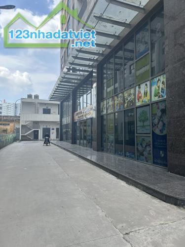 BÁN SHOPHOUS CHÂN SSEES CHUNG CƯ ĐỊNH CÔNG  2 tầng 230m2  kinh doanh cực đỉnh 21 tỷ - 2