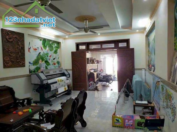 Bán nhà ngang định giá ngân hàng, 5x24m, 3 tầng, HXH 7m Hà Huy Giáp nhỉnh 6 Tỷ - 2