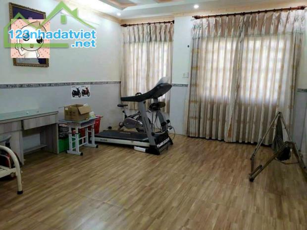 Bán nhà ngang định giá ngân hàng, 5x24m, 3 tầng, HXH 7m Hà Huy Giáp nhỉnh 6 Tỷ - 1