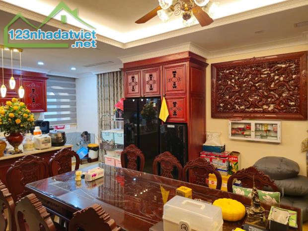 Biệt thự chất khu Mỹ Đình 272m2, thang máy, hầm, lô góc 30m mặt tiền giá nhỉnh 86 tỷ - 3