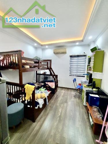 Bán NhHiếm Nhất BỒ ĐỀ ,LÂM DU 50m2-6 tầng-2 THOÁNG- NGÕ THÔNG-FULL NỘI THẤT- hơn 7 tỷ - 5