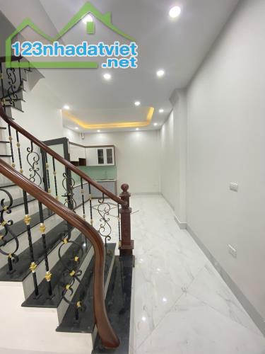 BÁN NHÀ VĨNH NINH THANH TRÌ  40M2 5TANG 3,2TY - 1