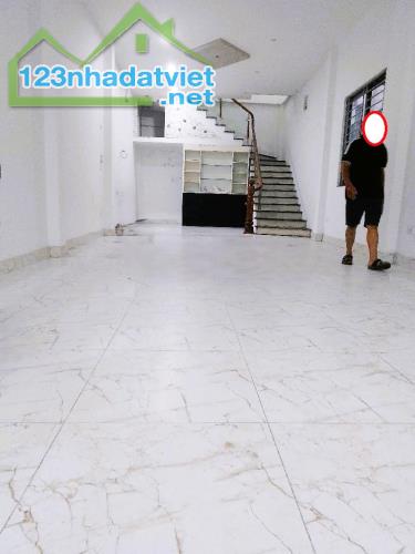 TỨ HIỆP, THANH TRÌ - 67.9m2 MT4.2m 8.5 tỷ - Ô TÔ VÀO NHÀ - Ở CỰC SƯỚNG - KINH DOANH - 3