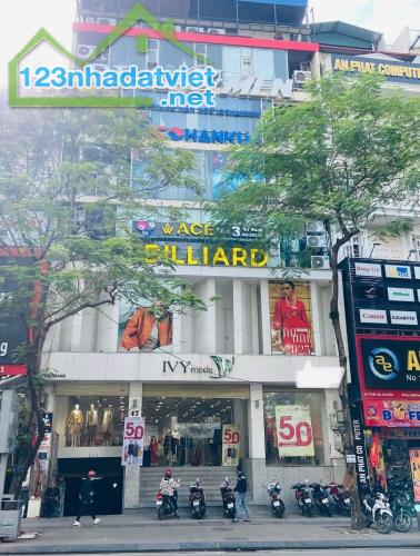 Bán nhà mặt phố Cát Linh, Đống Đa. 136 m2 x Mt 7,6 m. Ô tô, KD xây toà Văn Phòng cho thuê.