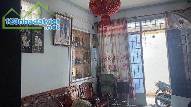 NHÀ ĐẸP LÊ ĐỨC THỌ - LÔ GÓC THOÁNG - HXH 2T BTCT -CHỈ NHỈNH 3TỶ - 2