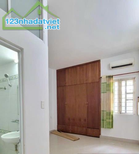 Nhà mặt tiền kinh doanh khu Hương Sen, gần chợ Việt Lập, 1307 An Bình, Dĩ An. Lh: O9828829 - 3