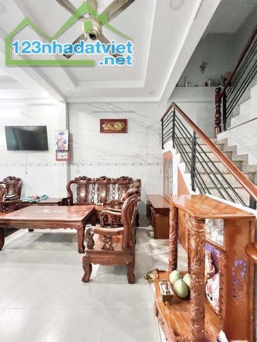 MẶT TIỀN Đường Số 16 Bình Hưng Hoà Bình Tân 90m2,  5 x 18, 3 tầng, nhỉnh 7 tỷ - 2