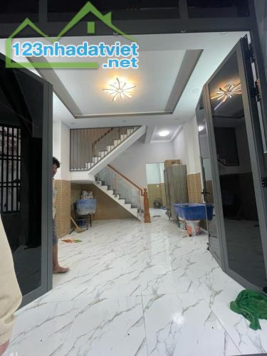 Nhà góc Nguyễn Văn Luông, quận 6, 3 tầng, 4.5x10m, nhỉnh 4 tỷ. - 3