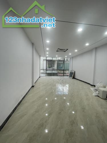 ĐẸP! PHÂN LÔ VĂN PHÒNG SÁT MP NGUYỄN THỊ ĐỊNH 2 THOÁNG GARA ÔTÔ TRÁNH 65m2 6T MT 5m, 32 tỷ