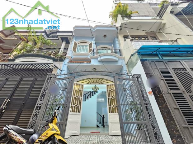 NHÀ ĐẸP PHAN HUY ÍCH - 2T BTCT HẺM XE HƠI- 50M2 - MỚI Ở NGAY- CHỈ NHỈNH 4T - 5