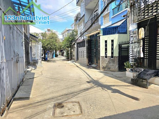 BÁN NHÀ HXH CHÍNH CHỦ 118M2 PHÚ THUẬN QUẬN 7 - NHỈNH 8 TỶ TL. - 1
