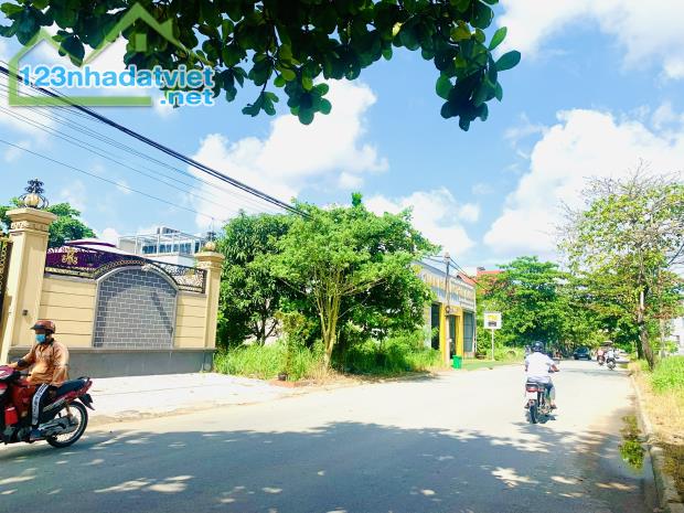 Bán Đất Mặt Tiền Đường Lê Hữu Kiều,P.Bình Trưng Tây,Q2 DT:294m2(14x21)-Giá 35 Tỷ