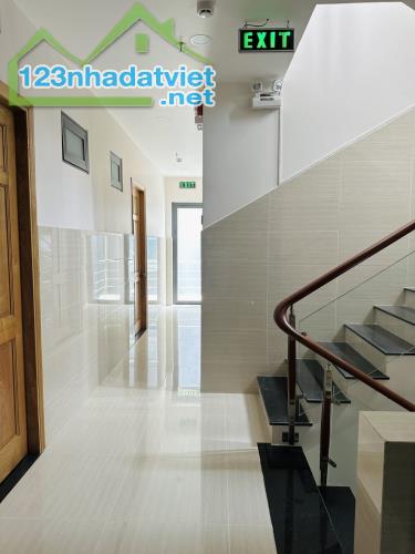 Thu nhập 120 triệu/th — CHDV 21 Phòng — Mặt tiền — Bình Trưng Đông — Quận 2 — 210 m2 - 3