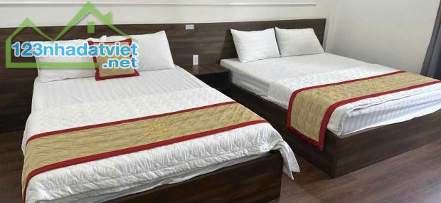 Bán HOTEL đường Tên Lửa - 130m² ( 5.4 x 24 ) 7 Tầng Thang Máy - 18 Phòng - 2