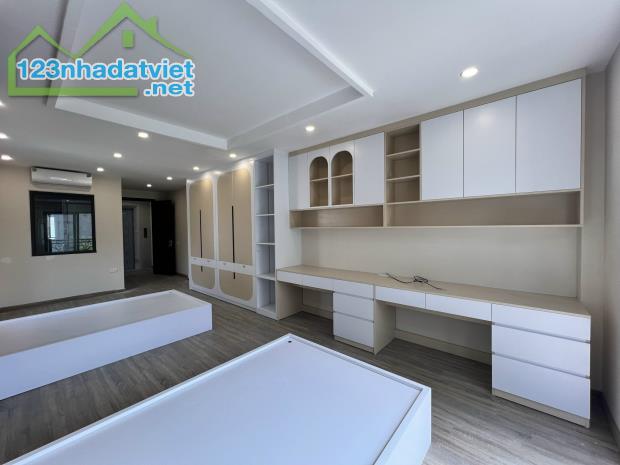 Bán nhà Bồ Đề Long Biên, HN, 50m2, lô góc xây 6 Tầng thang máy, giá chào bán 12 tỷ 500. - 3