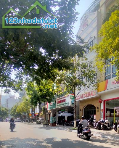 Bán đất MP Trương Công Giai vỉa hè rộng kinh doanh 56.5m2, giá 26tỷ - 2