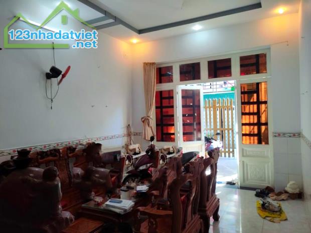 Giảm 200tr Nhà Bà Điểm 9 HM, 72m2, 1 lầu, 2PN, 4x18m, Đ.3m chỉ 3.x tỷ - 2