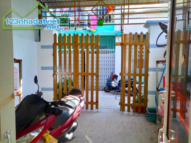 Giảm 200tr Nhà Bà Điểm 9 HM, 72m2, 1 lầu, 2PN, 4x18m, Đ.3m chỉ 3.x tỷ - 1