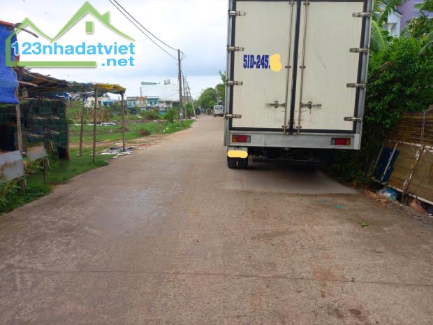 Giảm 200tr Nhà Bà Điểm 9 HM, 72m2, 1 lầu, 2PN, 4x18m, Đ.3m chỉ 3.x tỷ