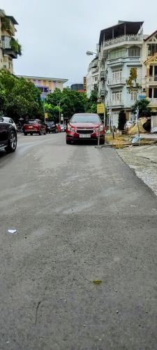 Bán 100m2 ĐẤT, vị trí tam giác vàng Lạc Long Quân, Xuân La, Võ Chí Công
