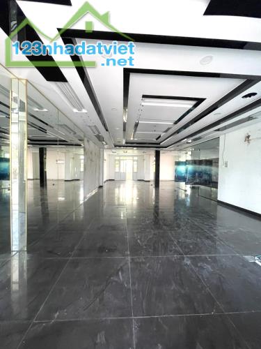 Bán Nhà Mặt Tiền Đường Dương Văn An,An Phú,Quận 2 DT:236m2 Đối Diện Công Viên Cực Đẹp