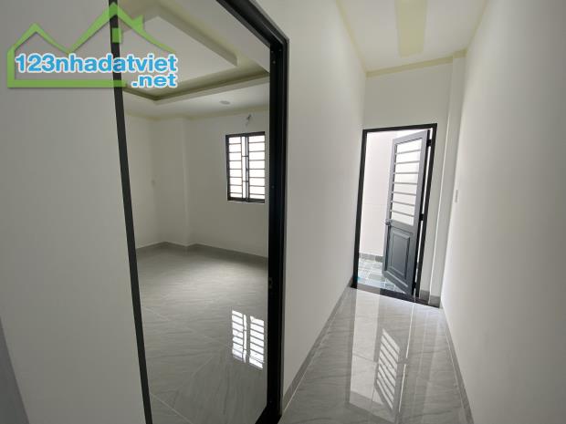 Bán Nhà mới Xây Diện Tích 90m2 . Có Hoàn Công - 1