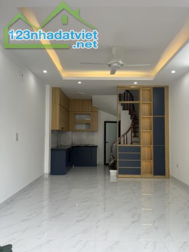 Bán nhà mới tinh phố Đại Đồng, Hoàng Mai 33m2x5 tầng, ô tô kinh doanh 5.2 tỷ - 3