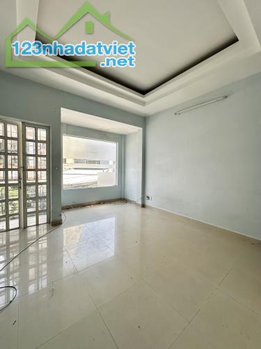 Nhà Nguyễn Thái Sơn quận Gò Vấp DT 60m2 ,2 tầng , HXH nhỉnh 5ty - 3
