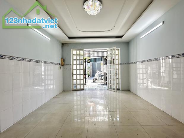 Nhà Nguyễn Thái Sơn quận Gò Vấp DT 60m2 ,2 tầng , HXH nhỉnh 5ty - 1